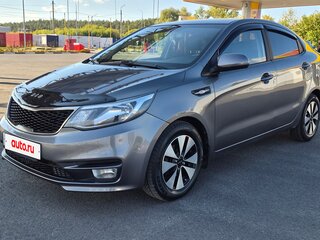 2017 Kia Rio III Рестайлинг, серый, 985000 рублей, вид 1