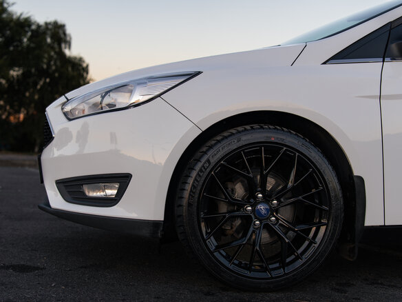 2017 Ford Focus III Рестайлинг, белый, 1400000 рублей - вид 20