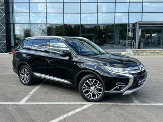 2018 Mitsubishi Outlander III Рестайлинг 2, чёрный, 1665000 рублей, вид 1