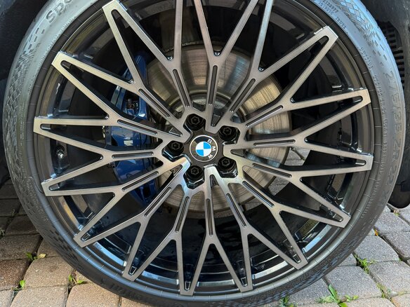 2021 BMW X6 40i III (G06), чёрный, 7750000 рублей - вид 26