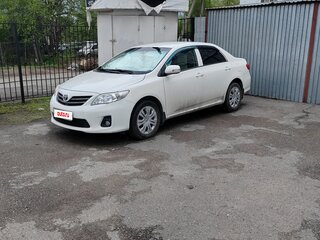 2012 Toyota Corolla X (E140, E150) Рестайлинг, белый, 1450000 рублей, вид 1