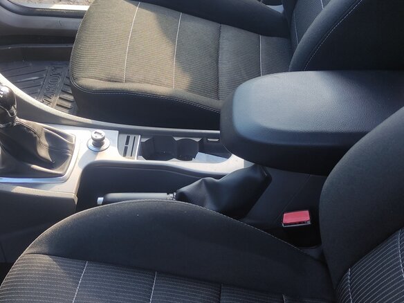 2011 Ford Focus II Рестайлинг, серебристый, 575000 рублей - вид 19