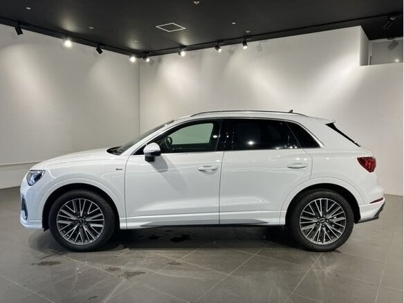 2023 Audi Q3 35 TFSI II (F3), белый, 1893911 рублей - вид 3
