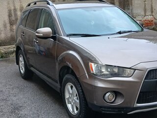 2012 Mitsubishi Outlander II Рестайлинг, коричневый, 999000 рублей, вид 2