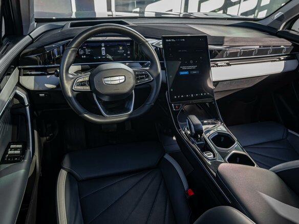 2024 Geely Atlas II, зелёный, 2500000 рублей - вид 5