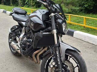Yamaha MT-07 (FZ-07)