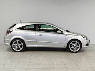 2007 Opel Astra GTC H Рестайлинг, серебристый, 820000 рублей, вид 4