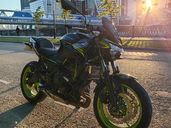 2021 Kawasaki Z 650, зелёный, 700000 рублей - вид 8