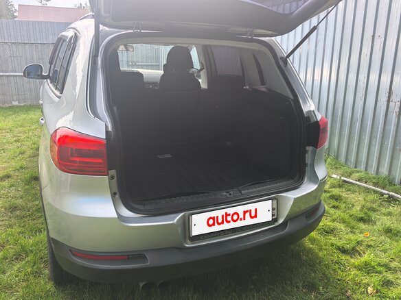 2011 Volkswagen Tiguan I Рестайлинг, серебристый, 730000 рублей - вид 11