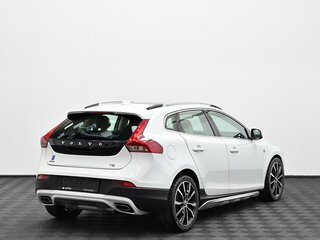 2015 Volvo V40 Cross Country I, белый, 1349000 рублей, вид 2