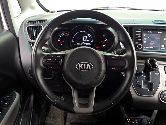 2018 Kia Ray I Рестайлинг, белый, 930000 рублей - вид 9
