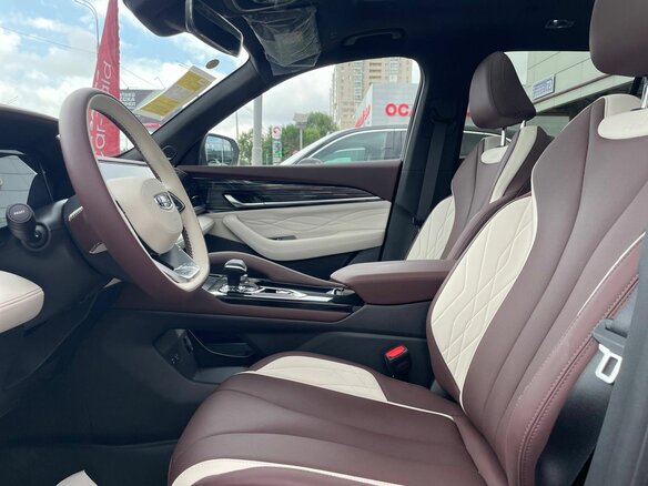 2024 Geely Monjaro I, серебристый, 3800000 рублей - вид 9