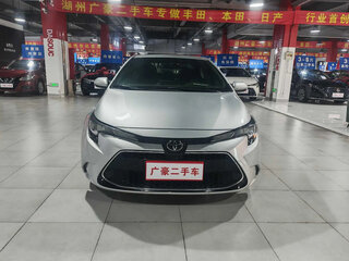 2022 Toyota Levin XII (E210) Рестайлинг, серебристый, 1345000 рублей, вид 2