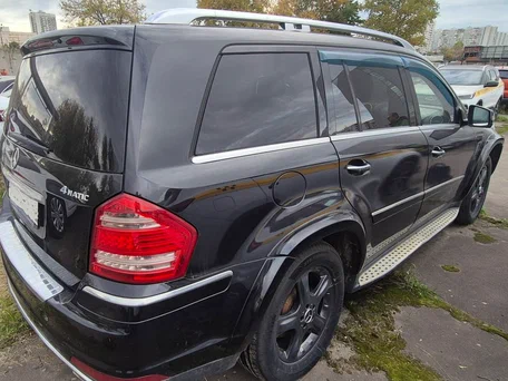 2010 Mercedes-Benz GL-Класс 500 I (X164) Рестайлинг, чёрный, 1330000 рублей, вид 1
