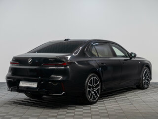 2025 BMW 7 серии 740i xDrive VII (G70), чёрный, 15390000 рублей, вид 2