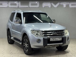 2008 Mitsubishi Pajero IV, серый, 1850000 рублей, вид 3
