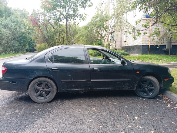 2002 Nissan Maxima V (A33), чёрный, 350000 рублей - вид 1