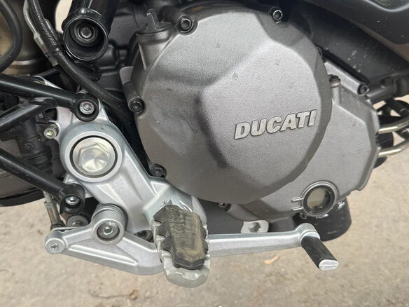 2021 Ducati Hypermotard, красный, 1200000 рублей - вид 14