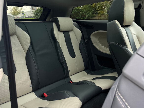2012 Land Rover Range Rover Evoque 6-speed I, белый, 1600000 рублей - вид 12