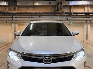 2017 Toyota Camry VII (XV50) Рестайлинг 2, белый, 3100000 рублей, вид 1