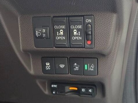 2018 Honda Freed II, белый, 1139000 рублей - вид 13