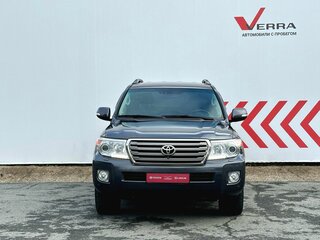 2012 Toyota Land Cruiser 200 Series Рестайлинг 1, серый, 3540000 рублей, вид 4