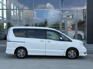 2015 Nissan Serena IV (C26), белый, 1490000 рублей, вид 4