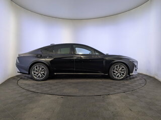 2025 Hongqi H6, чёрный, 3240000 рублей, вид 4