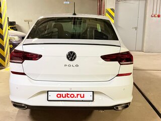 2021 Volkswagen Polo VI, белый, 2200000 рублей, вид 4