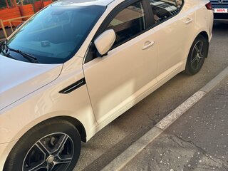 2013 Kia Optima III Рестайлинг, белый, 1250000 рублей, вид 4