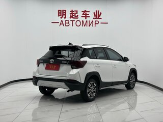 2023 Toyota Yaris L XP150 Рестайлинг, белый, 1510000 рублей, вид 4