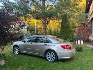 2007 Chrysler Sebring III, бежевый, 900000 рублей, вид 2