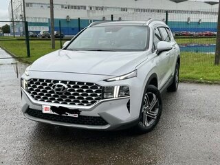 2021 Hyundai Santa Fe IV Рестайлинг, белый, 3500000 рублей, вид 4