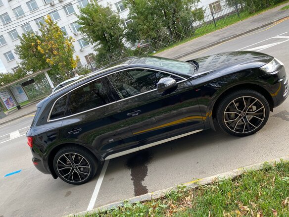 2018 Audi Q5 45 TFSI II (FY), чёрный - вид 4
