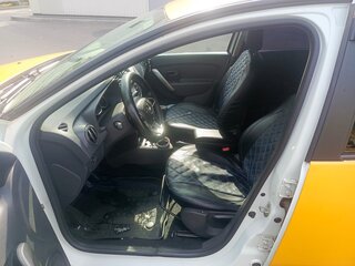 2021 Renault Logan II Рестайлинг, жёлтый, 870000 рублей, вид 5