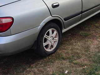 2005 Nissan Almera II (N16) Рестайлинг, серебристый, 320000 рублей, вид 4
