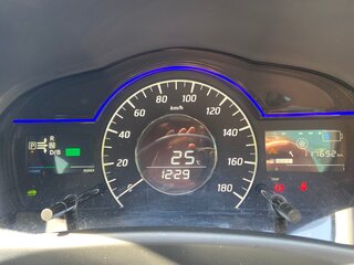 2018 Nissan Note e-Power II Рестайлинг, чёрный, 1000000 рублей, вид 5