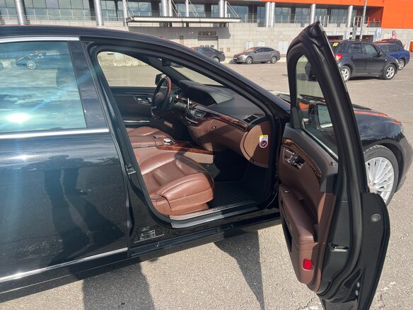 2010 Mercedes-Benz S-Класс 500 V (W221) Рестайлинг, чёрный, 2600000 рублей - вид 6