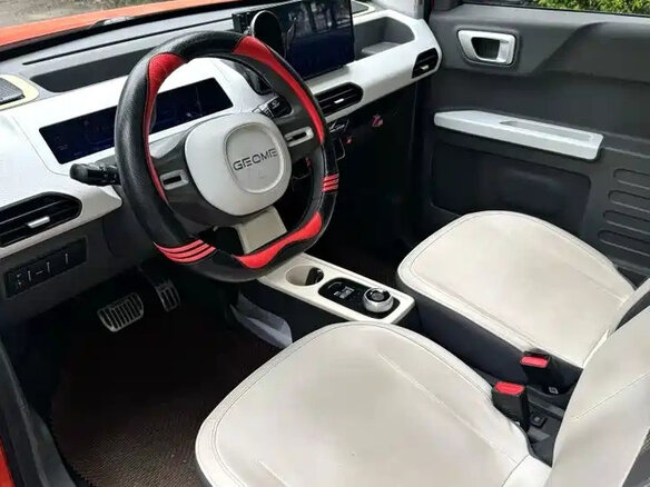 2024 Geely Panda Knight I, красный, 951208 рублей - вид 5
