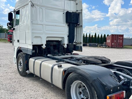 2008 DAF XF 105, белый, 1850000 рублей, вид 3