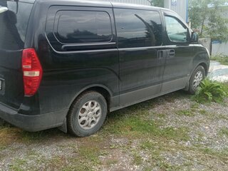 2009 Hyundai Grand Starex I, чёрный, 930000 рублей, вид 3