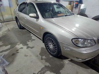 2000 Nissan Maxima V (A33), бежевый, 500000 рублей, вид 4