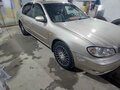 2000 Nissan Maxima V (A33), бежевый, 500000 рублей - вид 3