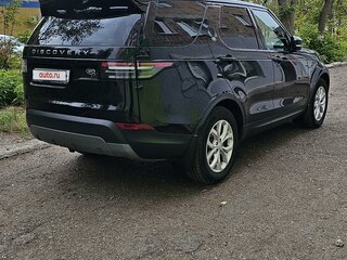2017 Land Rover Discovery V, чёрный, 3250000 рублей, вид 3