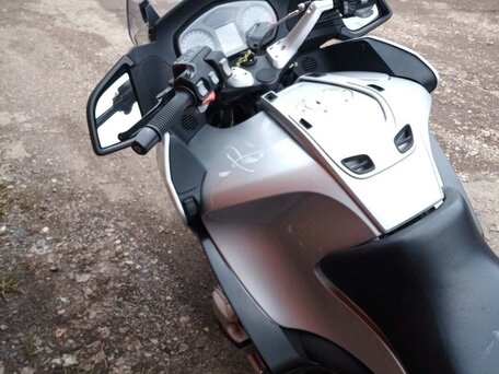 2009 BMW R 1200 RT, серебристый, 650000 рублей, вид 2