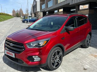 2019 Ford Escape III Рестайлинг, красный, 1535000 рублей, вид 1
