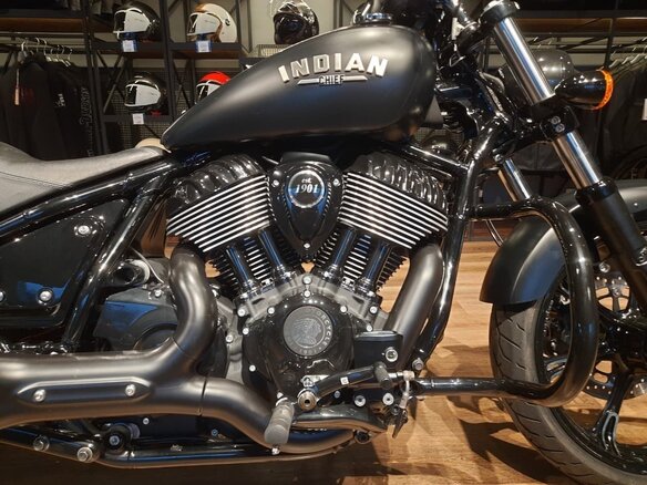 2024 Indian Chief, чёрный - вид 4