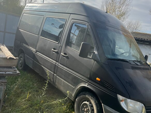 2002 Mercedes-Benz Sprinter, коричневый, 880000 рублей - вид 5