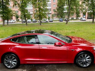 2018 Tesla Model S 100D I Рестайлинг, красный, 2750000 рублей, вид 5