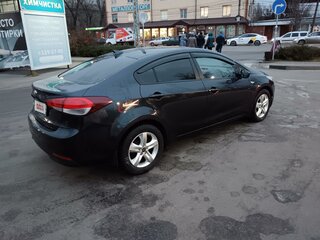 2017 Kia Cerato III Рестайлинг (Classic), синий, 1720000 рублей, вид 4